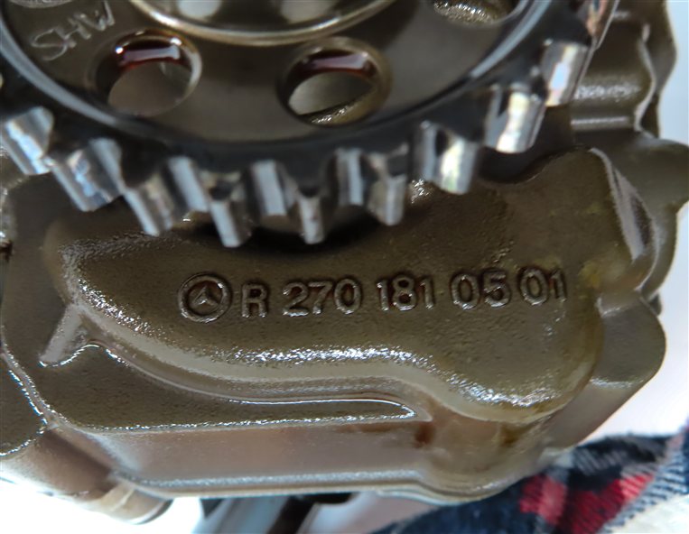 Thumbnail 6: 14 MERCEDES CLA250 C117 2.0L (M270) ENGINE MOTOR OIL FLUID PUMP w/ PICK UP TUBE