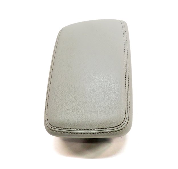Thumbnail 2: 14-15 MERCEDES CLA250 C117 FRONT CENTER CONSOLE ARMREST LID COVER (Gray)
