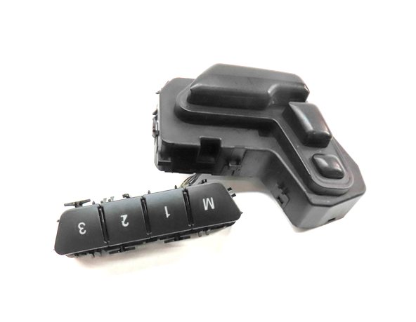 Thumbnail 4: 12-18 CLA G GL ML C117 W166 W242 W463 X166 FRONT LEFT DRIVER MEMORY SEAT SWITCH