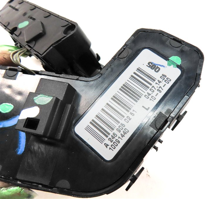 Thumbnail 6: 12-18 CLA G GL ML C117 W166 W242 W463 X166 FRONT LEFT DRIVER MEMORY SEAT SWITCH