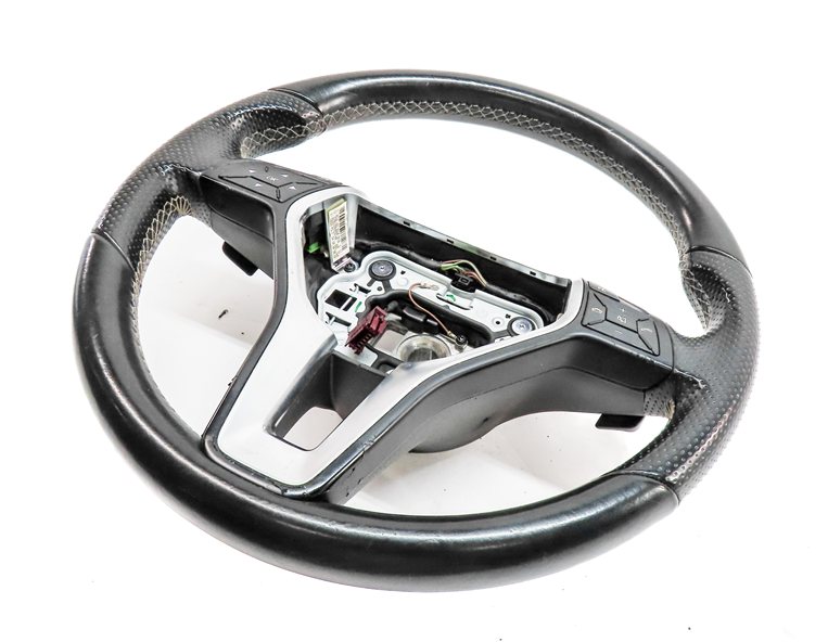 MERCEDES 14 CLA250 15-17 B250E B ELECTRIC (C117) 3 SPOKE STEERING WHEEL (BLACK)