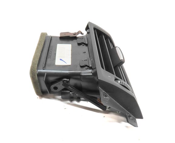 Thumbnail 4: 2017 BMW X3 (F25) FRONT RIGHT PASSENGER DASH HEAT AIR AC HVAC VENT (Black)