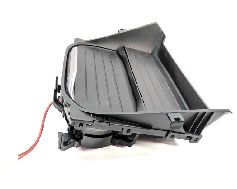 Thumbnail 6: 2017 BMW X3 (F25) FRONT CENTER CONSOLE DUAL CUPHOLDER 12v POWER SOCKET