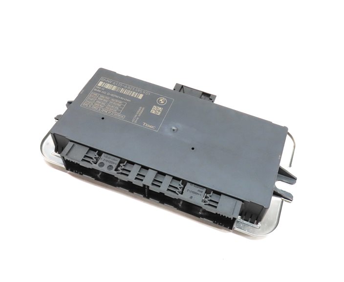 10-17 BMW 5 6 7 M5 X3 X4 (F06 F10 F12 F25 F26) FRM III BODY LIGHT CONTROL MODULE