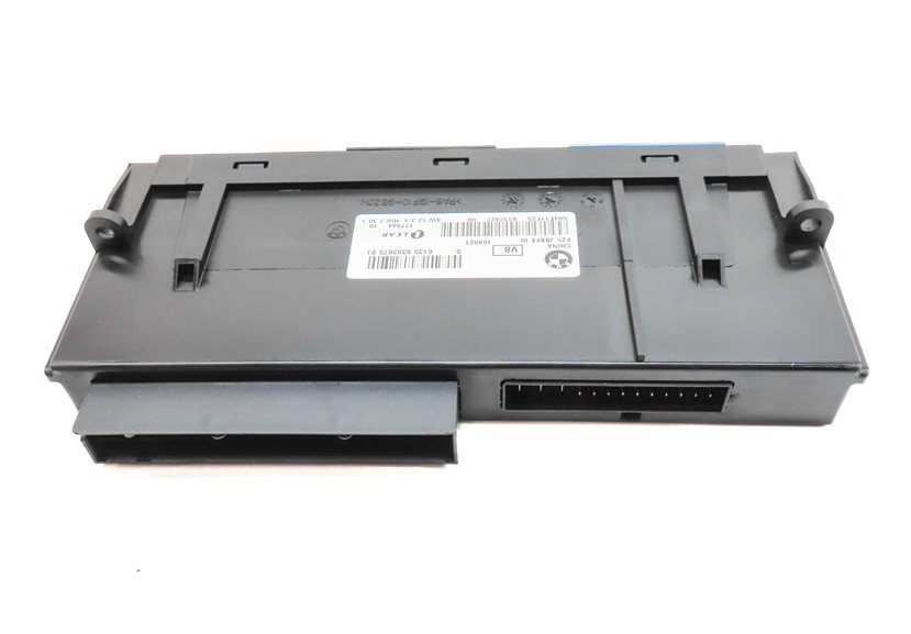 Thumbnail 3: 2015-2018 BMW X3 X4 (F25 F26) MAIN JUNCTION POWER BODY CONTROL MODULE