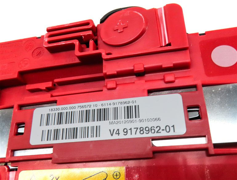 Thumbnail 4: 2012 BMW X5 (E70) 3.0L DIESEL (M57Y) POSITIVE BATTERY POWER DISTRIBUTION PLATE