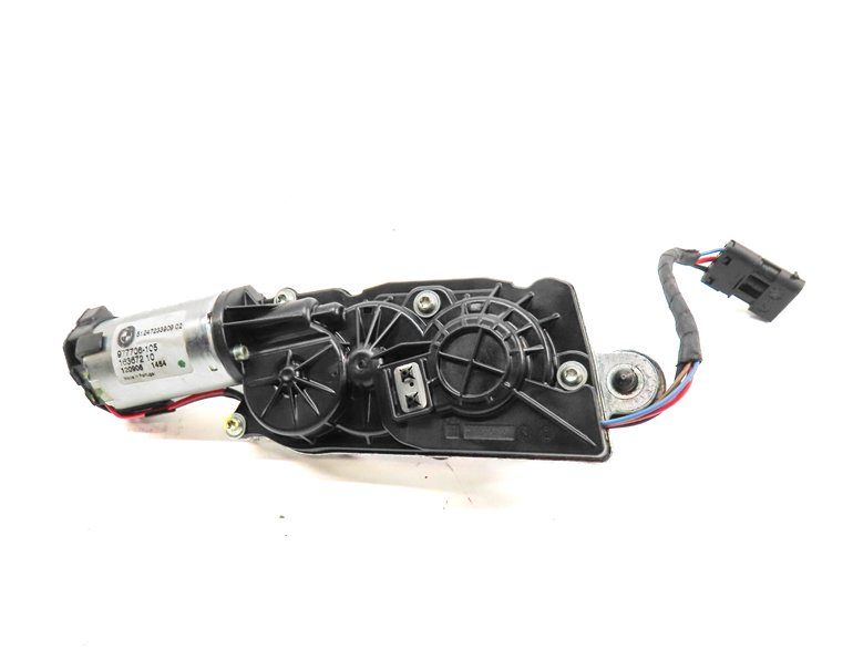 Thumbnail 2: 2012 BMW X5 (E70) REAR TRUNK LIFTGATE HATCH LID LOWER STRIKER PLATE ACTUATOR