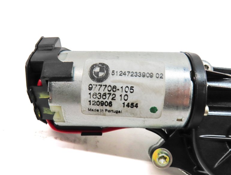 Thumbnail 5: 2012 BMW X5 (E70) REAR TRUNK LIFTGATE HATCH LID LOWER STRIKER PLATE ACTUATOR