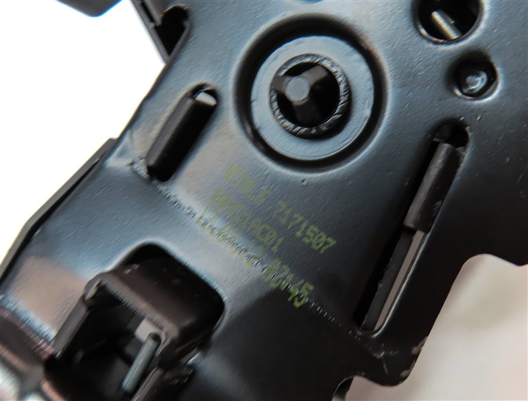 Thumbnail 7: 2012 BMW X5 (E70) REAR LEFT FOLDING SEAT BACK LOCK LATCH RELEASE HANDLE