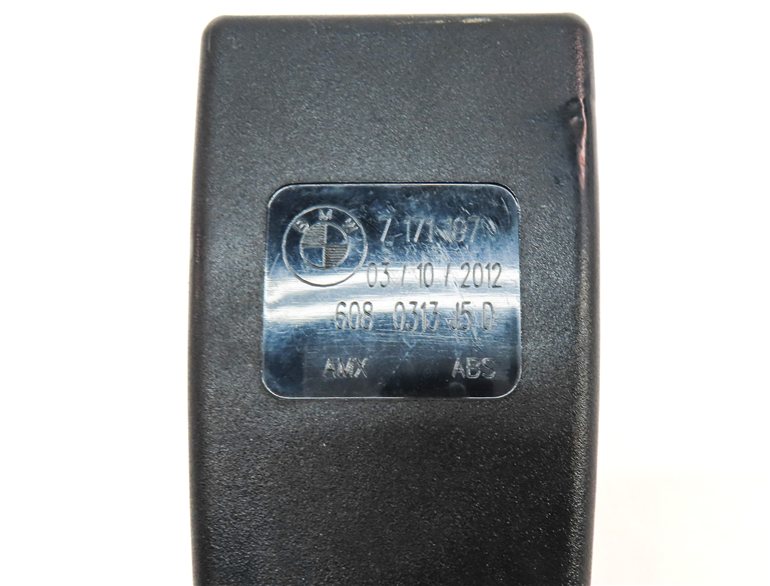 Thumbnail 4: 12 BMW X5 E70 REAR 2ND ROW LEFT CENTER RIGHT SEAT SEATBELT BUCKLE RECEIVER SET/3