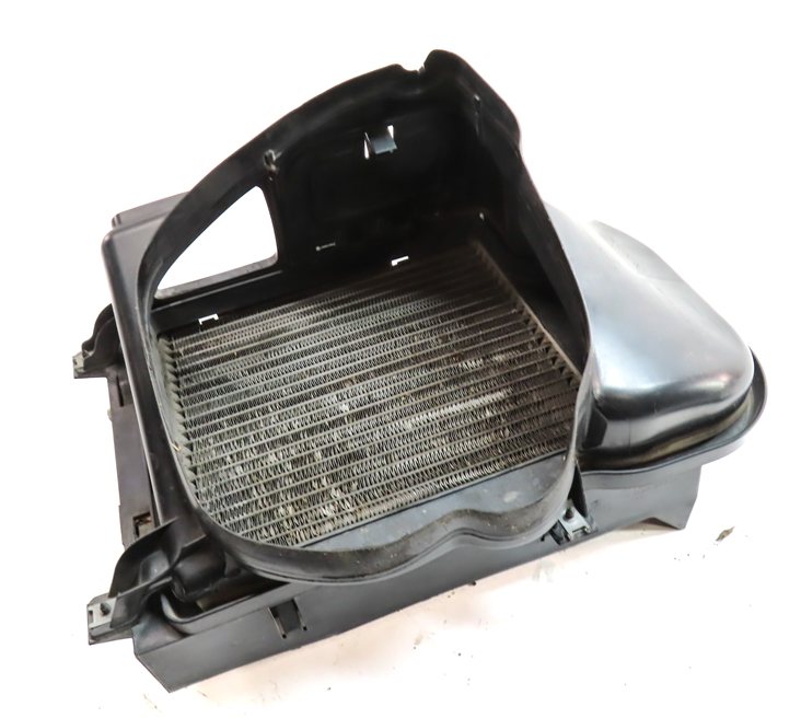 Thumbnail 1: 2008-2014 BMW X5 X5M X6 X6M (E70 E71) 3.0L / 4.4L TWIN TURBO AUXILIARY RADIATOR