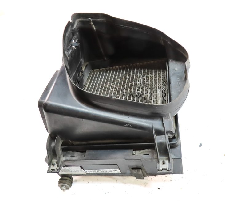 Thumbnail 3: 2008-2014 BMW X5 X5M X6 X6M (E70 E71) 3.0L / 4.4L TWIN TURBO AUXILIARY RADIATOR