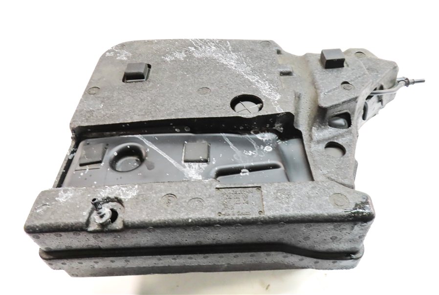 Thumbnail 8: 09-13 BMW X5 (E70) 3.0L M57Y DIESEL DEF EMISSIONS FLUID RESERVOIR PASSIVE TANK