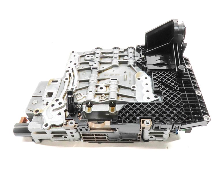 Thumbnail 2: 12-13 BMW X5 (E70) DIESEL 6HP-26 AUTOMATIC TRANSMISSION VALVE BODY & MECHATRONIC