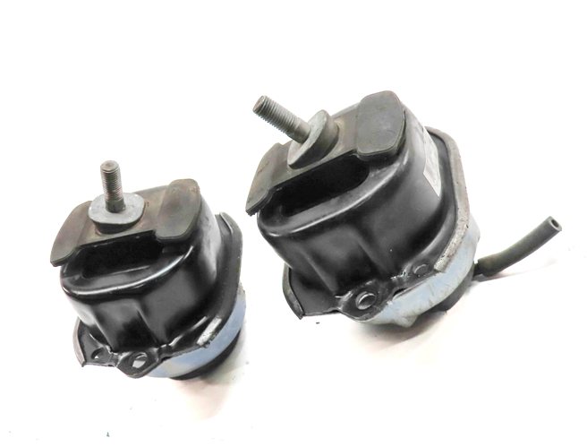 Thumbnail 2: 12 BMW X5 E70 3.0L DIESEL (M57Y) LEFT & RIGHT ENGINE MOTOR SUPPORT MOUNT SET/2