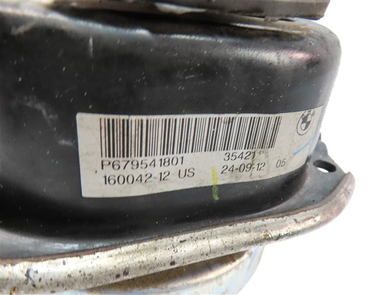 Thumbnail 4: 12 BMW X5 E70 3.0L DIESEL (M57Y) LEFT & RIGHT ENGINE MOTOR SUPPORT MOUNT SET/2