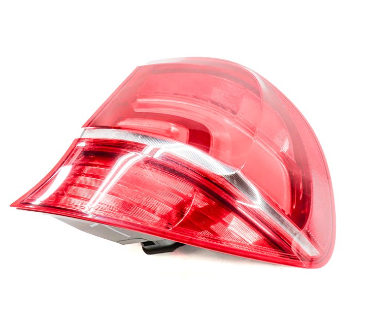 2011-2013 BMW X5 X5M (E70) LEFT DRIVER REAR OUTER TAILLIGHT BRAKE LIGHT LAMP