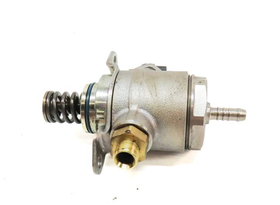Thumbnail 5: 13-17 AUDI A4 A5 A6 Q5 TT (B8 C7 8K 8T 8R MK3) 2.0L ENGINE MECHANICAL FUEL PUMP