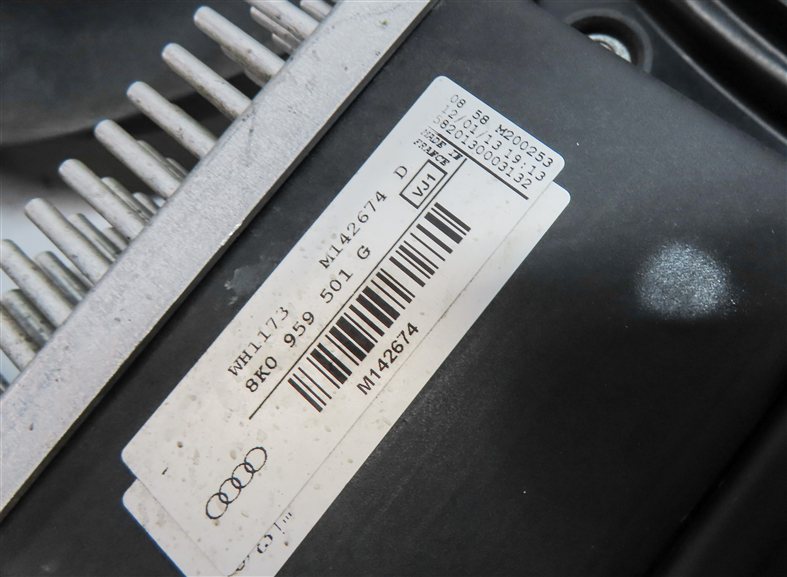 Thumbnail 8: 09-17 AUDI A4 A5 Q5 S4 (B8 8T 8R) 2.0L 3.0L 3.2L RADIATOR COOLING FAN w/ SHROUD