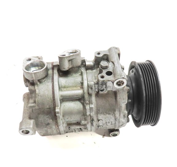 Thumbnail 4: 17-20 AUDI A4 A5 A6 (B9 F5 8W 8WS) 2.0L CYMC TURBO ENGINE A/C COMPRESSOR PUMP