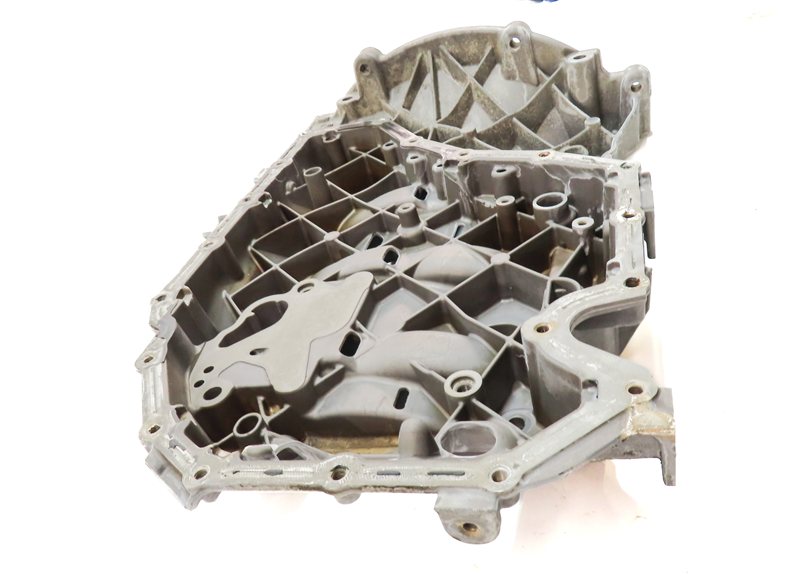 Thumbnail 5: 2013 AUDI Q5 (B8 8R) 2.0L (CPMA) UPPER ENGINE MOTOR OIL FLUID PAN