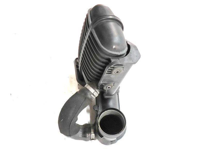 Thumbnail 5: 2013 AUDI Q5 (B8 8R) 2.0L (CPMA) ENGINE INTERCOOLER PRESSURE PIPE DAMPER BOX