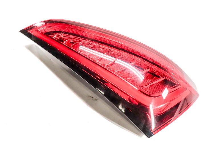 2013-2017 AUDI Q5 SQ5 (B8 8R) RIGHT PASSENGER TAILLIGHT BRAKE LIGHT LAMP (LED)