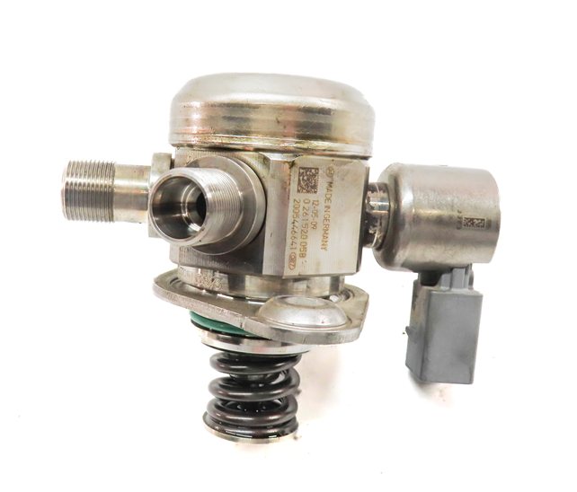 Thumbnail 6: 11-20 MERCEDES E S SL GL (W205 W166 W212 X166 X253) V8 LEFT MECHANICAL FUEL PUMP