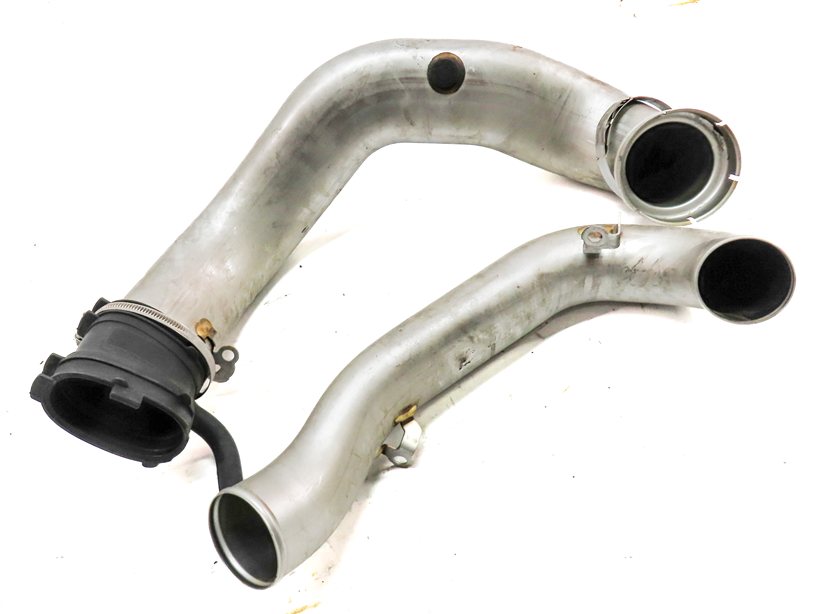2013 MERCEDES GL450 (X166) 4.6L (278.928) LEFT ENGINE AIR INTAKE DUCT PIPE SET/2