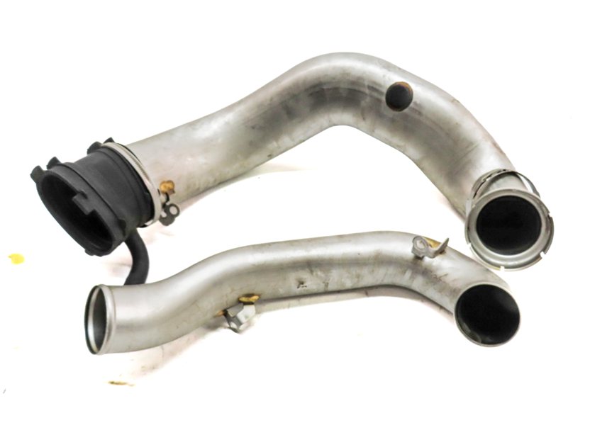 Thumbnail 2: 2013 MERCEDES GL450 (X166) 4.6L (278.928) LEFT ENGINE AIR INTAKE DUCT PIPE SET/2