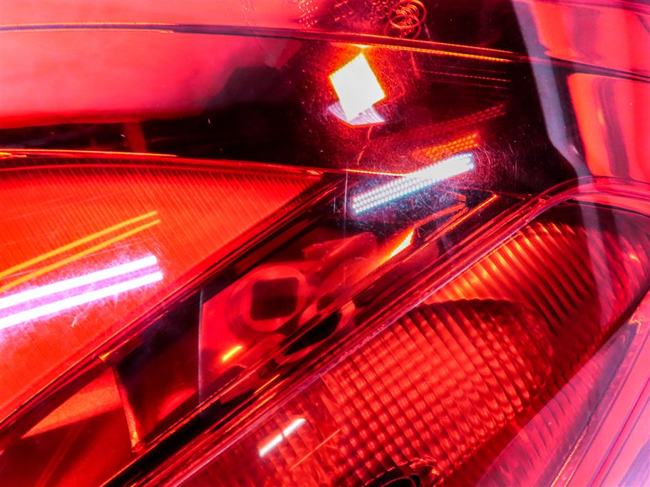 Thumbnail 8: 13-16 MERCEDES GL (X166) REAR LEFT DRIVER OUTER TAILLIGHT BRAKE LIGHT LAMP