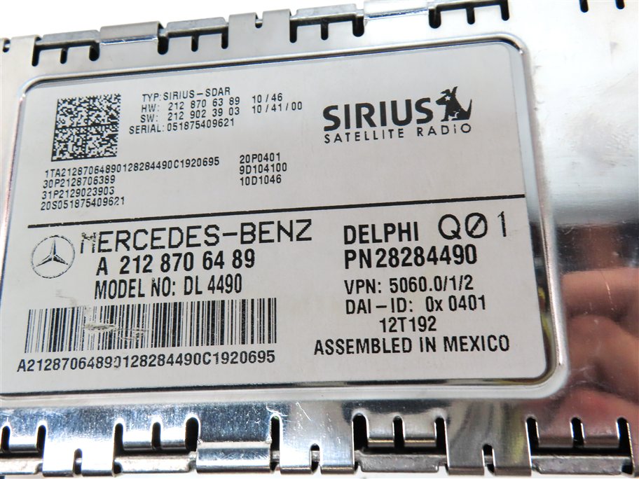 Thumbnail 3: 2013 MERCEDES GL450 (X166) RADIO STEREO SIRIUS SATELLITE CONTROL MODULE