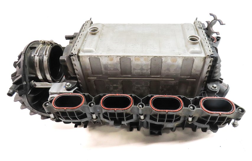 Thumbnail 10: 11-20 MERCEDES E GL ML S W212 W166 W221 X166 4.6L INTAKE MANIFOLD w/ INTERCOOLER