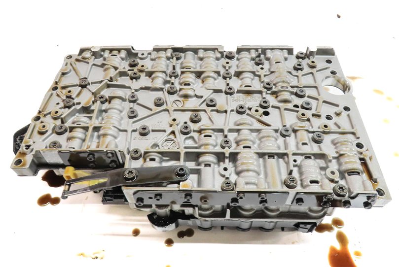 Thumbnail 7: 13 MERCEDES GL ML W166 X166 722.9 AUTO TRANSMISSION VALVE BODY w/CONDUCTOR PLATE