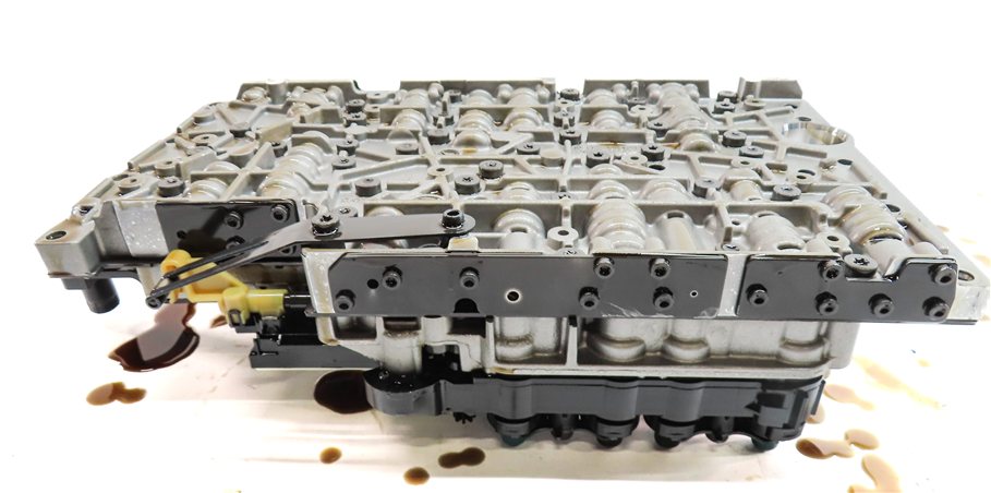 Thumbnail 8: 13 MERCEDES GL ML W166 X166 722.9 AUTO TRANSMISSION VALVE BODY w/CONDUCTOR PLATE