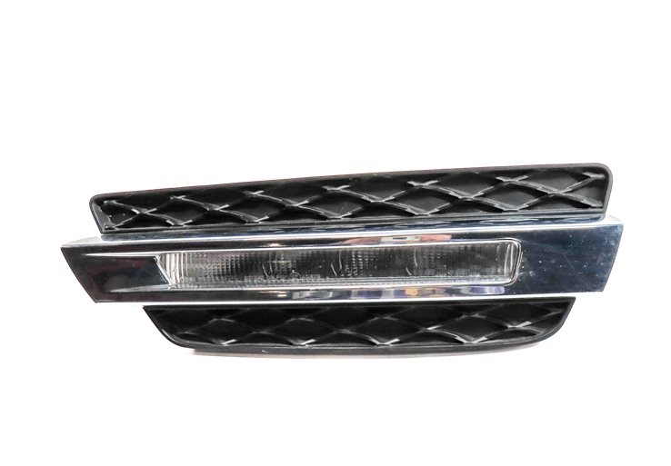 Thumbnail 3: 2013-2016 MERCEDES GL350 GL450 (X166) LEFT FRONT DRIVER DRL FOGLIGHT LAMP