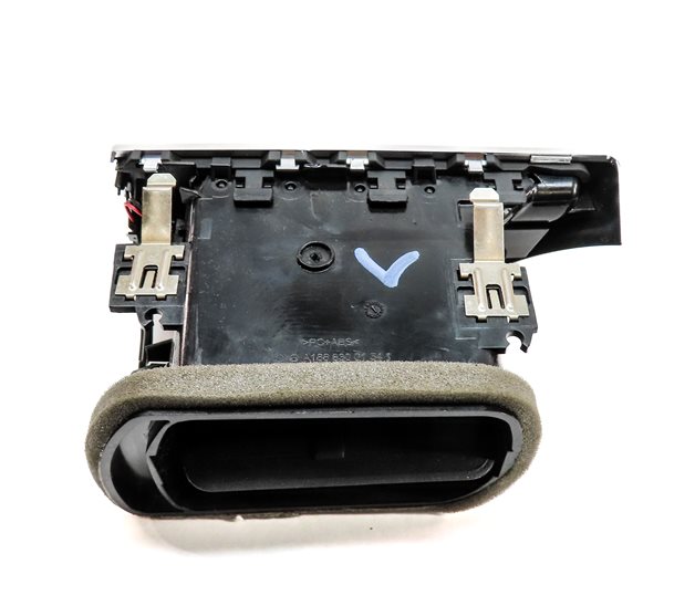 Thumbnail 4: 2016 MERCEDES GL450 (X166) FRONT LEFT DRIVER DASH HEAT AIR AC HVAC VENT (Black)