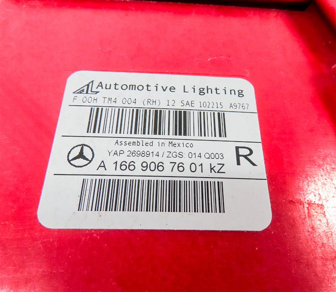 Thumbnail 6: 13-16 MERCEDES GL (X166) REAR RIGHT PASSENGER OUTER TAILLIGHT BRAKE LIGHT LAMP