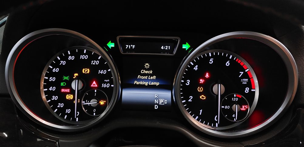 Thumbnail 2: 15-16 MERCEDES GL450 GL550 (X166) SPEEDOMETER INSTRUMENT GAUGE CLUSTER (110k)
