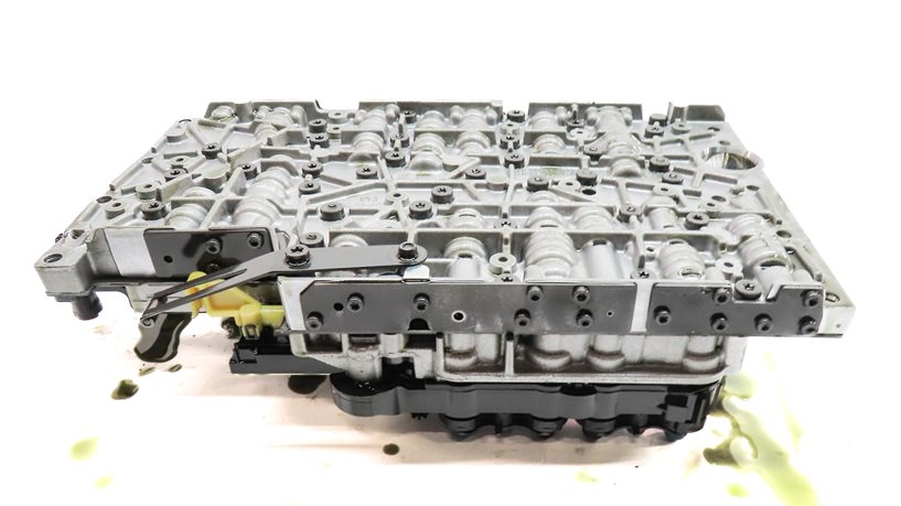 Thumbnail 8: 15-20 MERCEDES C E S GL ML W205 W212 W/X166 W222 TRANSMISSION VALVE BODY w/PLATE