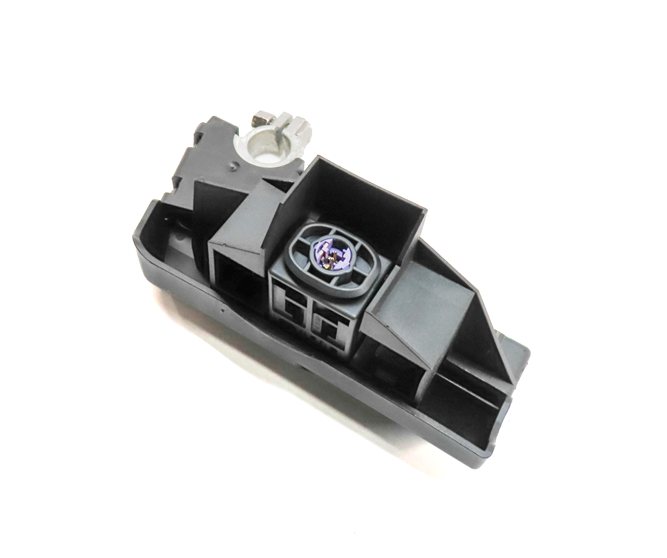 14 AUDI A4 ALLROAD (B8) 2.0L (CPMB) BATTERY TERMINAL OVERLOAD PROTECTION SWITCH