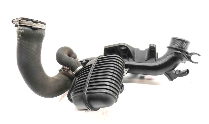 Thumbnail 3: 14 AUDI A4 ALLROAD WAGON B8 2.0L CPMB ENGINE INTERCOOLER PRESSURE PIPE & DAMPER