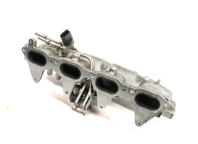 13-14 AUDI A4 A5 ALLROAD Q5 B8 8K 8T 2.0L TURBO ENGINE INTAKE MANIFOLD DIFFUSER