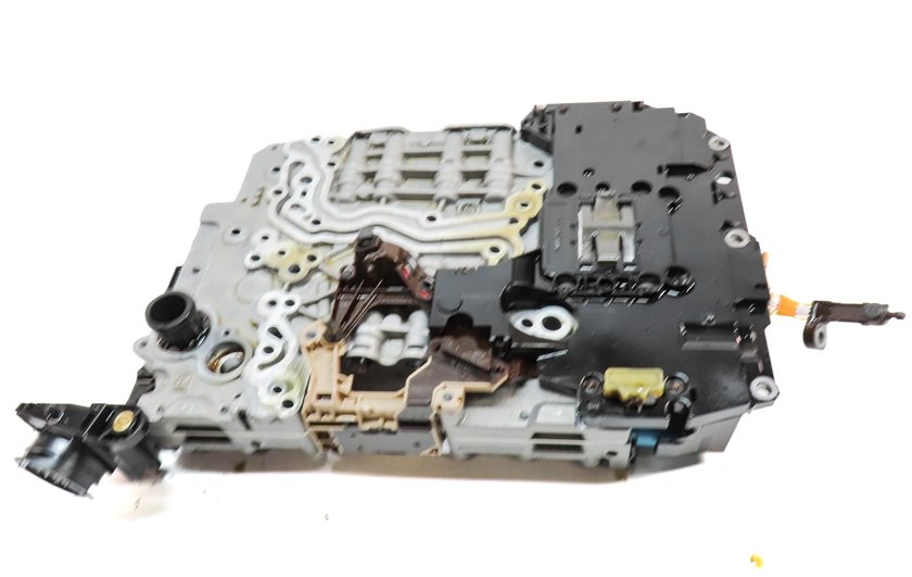Thumbnail 2: 13-16 AUDI A4 ALLROAD B8 2.0L 8 SPEED AUTOMATIC TRANSMISSION VALVE BODY