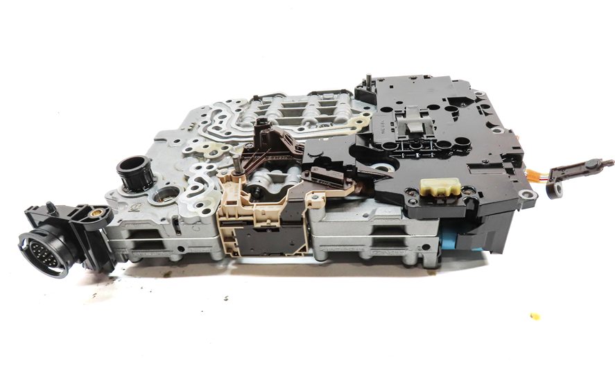 Thumbnail 3: 13-16 AUDI A4 ALLROAD B8 2.0L 8 SPEED AUTOMATIC TRANSMISSION VALVE BODY