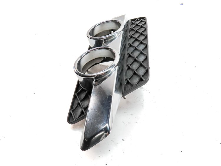 Thumbnail 3: 10-12 MERCEDES GL450 GL350 (X164) FRONT LEFT DRIVER LOWER FOGLIGHT TRIM GRILLE