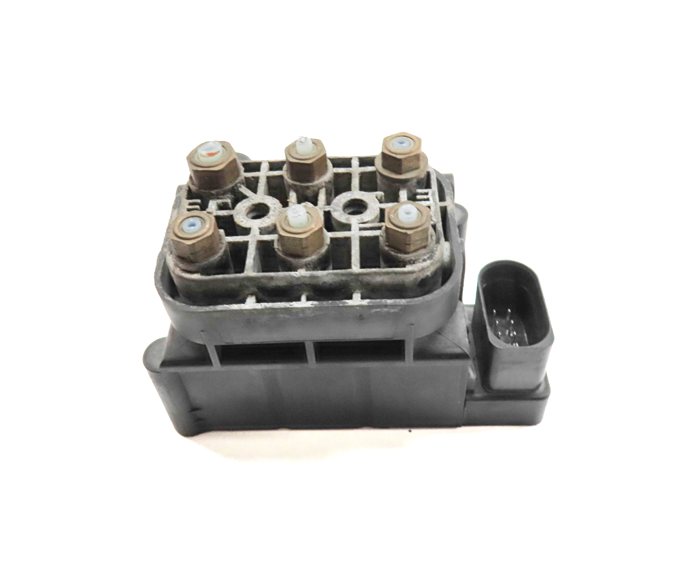 Thumbnail 4: 2011 MERCEDES GL450 (X164) AIRMATIC AIR SUSPENSION TRANSFER RELIEF VALVE BLOCK
