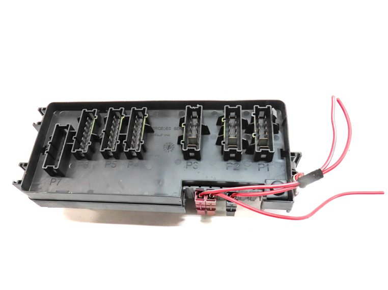 Thumbnail 5: 2011 MERCEDES GL450 (X164) 4.6L (273.923) REAR POWER DISTRIBUTION FUSE RELAY BOX