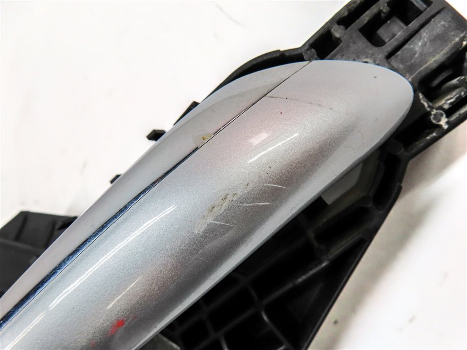 Thumbnail 7: 2011 MERCEDES GL450 (X164) FRONT RIGHT PASSENGER DOOR HANDLE ASSEMBLY (Silver)