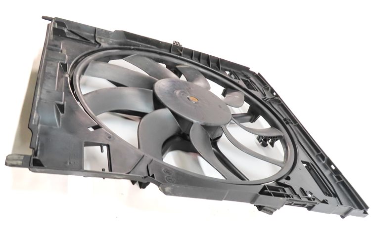 Thumbnail 3: 2014-2019 BMW X5 X6 (F15 F16) 2.0L / 3.0L / 3.0D 850 WATT RADIATOR COOLING FAN